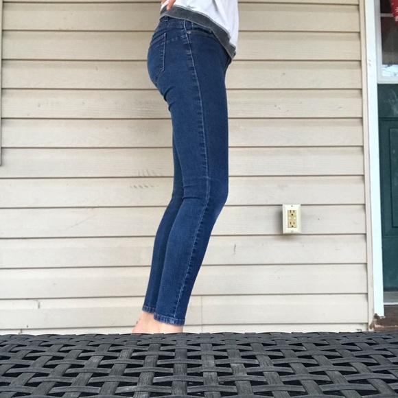 Blue jean - Picture 2 of 2